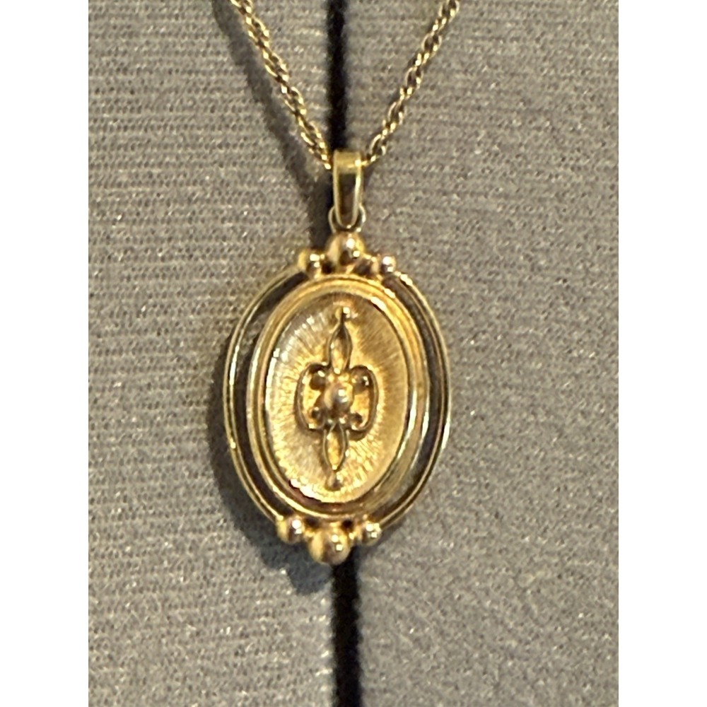 Vtg Avon Necklace 1983 Victorian Reversible Pendant Faux Black Onyx 21 in Chain - Picture 6 of 8